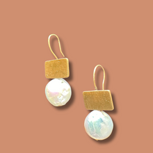 Freshwater Coin Pearl Drop Earrings Earrings, Bridal Pearl Earrings, 24K Plated Dangle Earrings, Wedding Earrings, Bridesmaid Gift, Wedding Gift