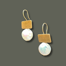 Freshwater Coin Pearl Drop Earrings Earrings, Bridal Pearl Earrings, 24K Plated Dangle Earrings, Wedding Earrings, Bridesmaid Gift, Wedding Gift