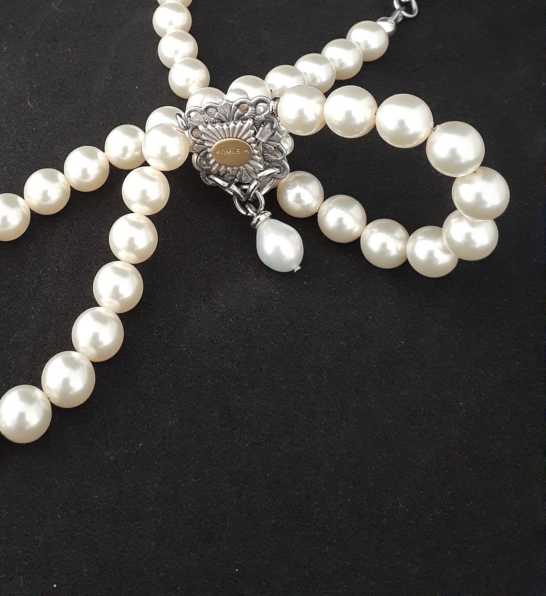 Florita Freshwater Pearl Drop Necklace