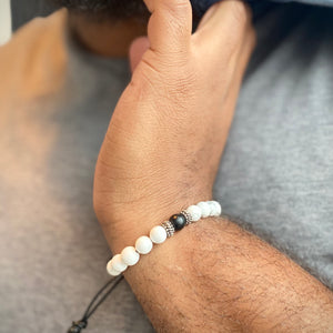 Adjustable Howlite Beaded Bracelet with Onyx