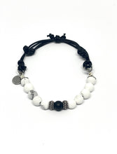 Adjustable Howlite Beaded Bracelet with Onyx